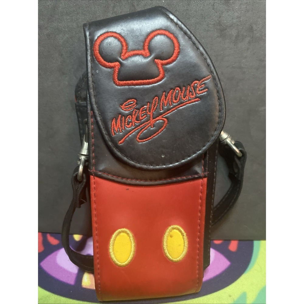 Walt Disney World Mickey Mouse Wristlet Cell Phone / Cosmetic Case D3